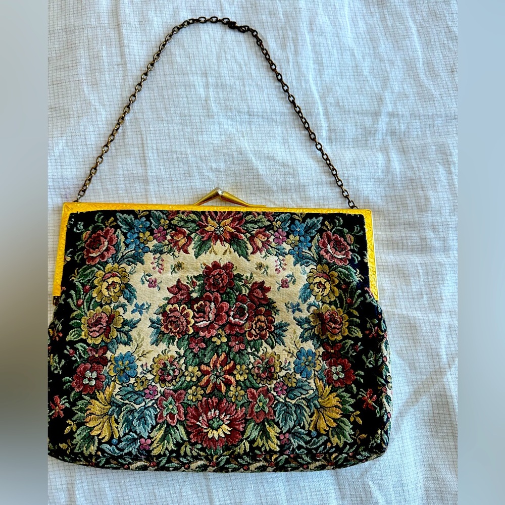 Beautiful vintage embroidered bag 1950s made in France gold clasp.